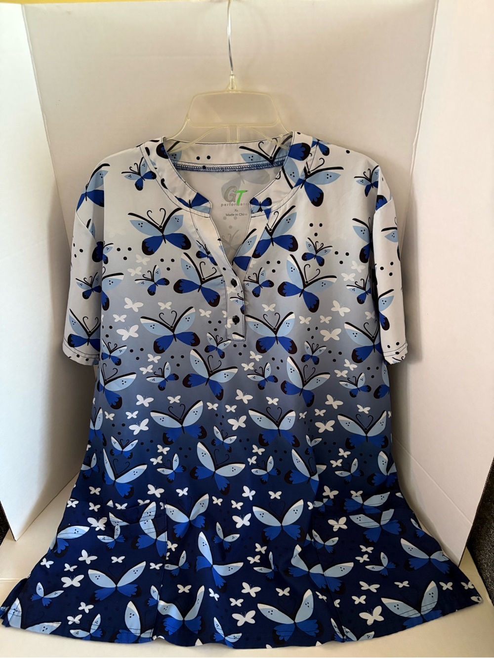 Women's Blue Butterfly Print Short Sleeve Tunic Top